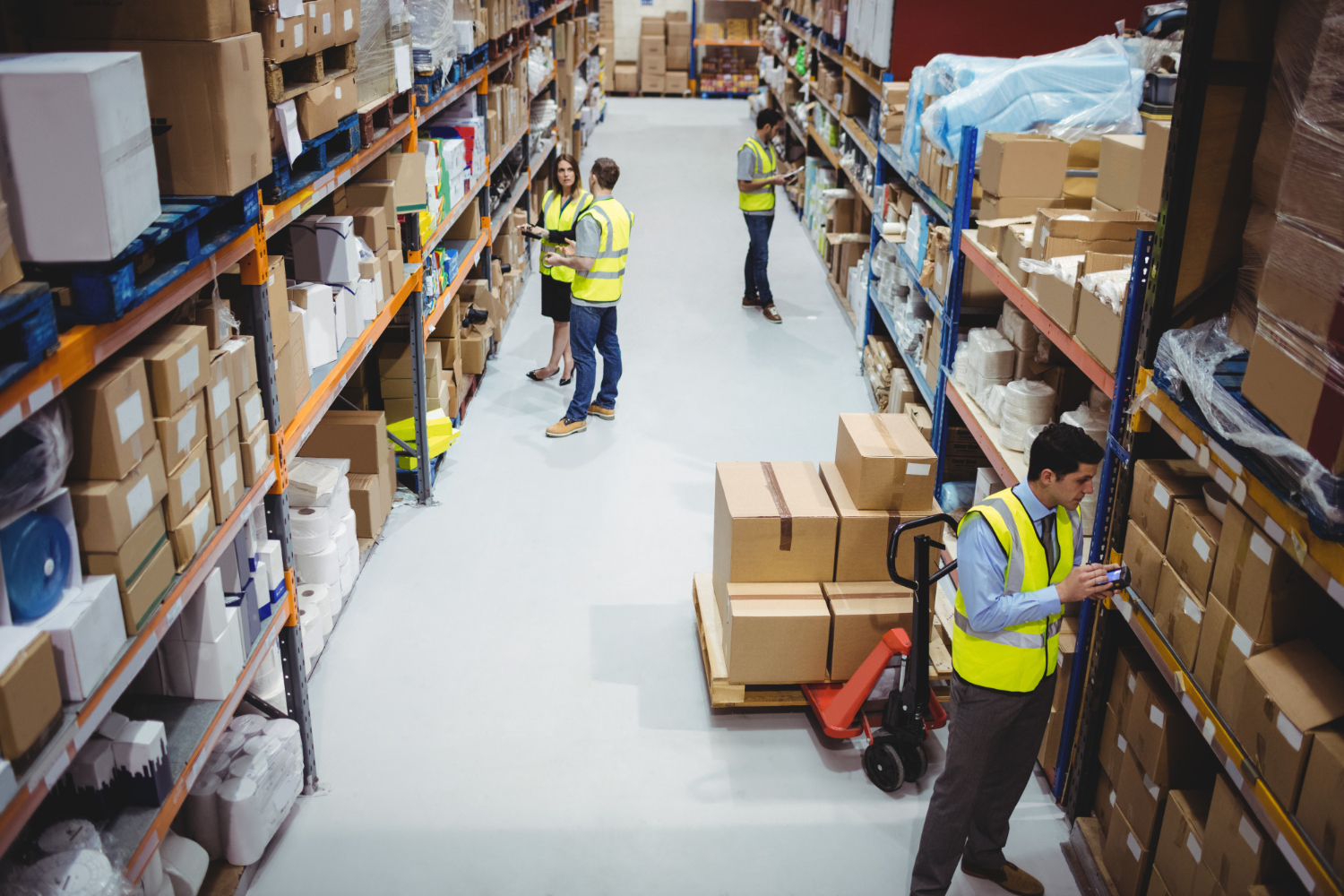 Seamless Supply Chain Management: Transforming Operations with ERP Software