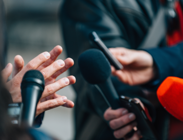 interviewing-businessman-press-conference